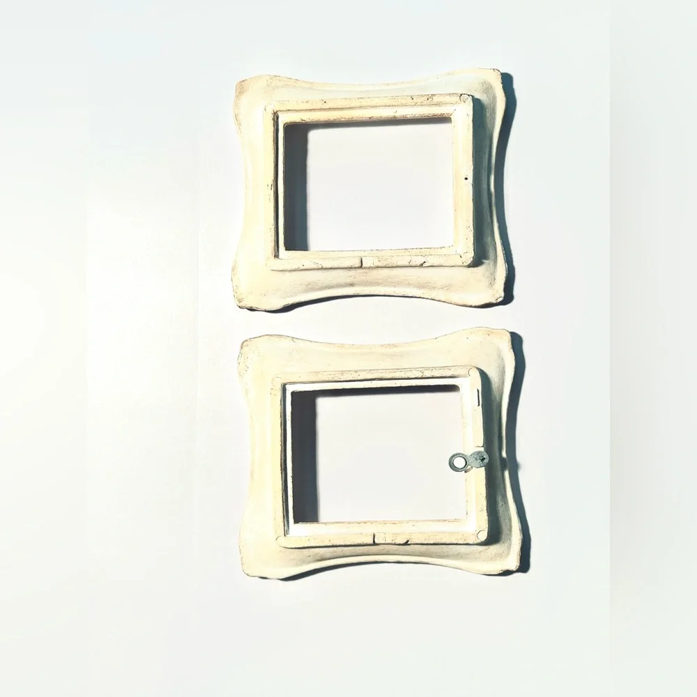 Vintage Victorian Cream Distressed Picture Frame Set